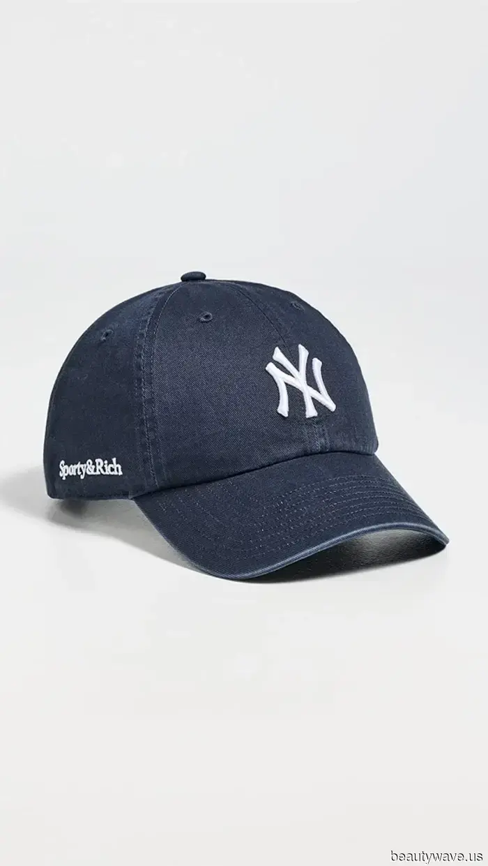 Высокие вамповые туфли все еще в моде, но французский стиль Кендалл лучше смотрится с джинсами темного оттенка.