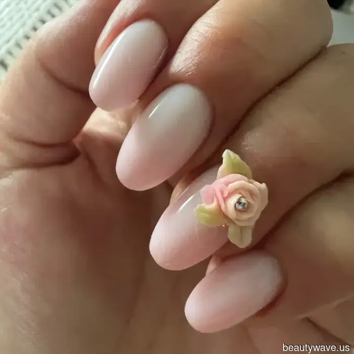 “Invisible” Nails Are Set to Trend—7 Variations That Celebrity Nail Artists Adore