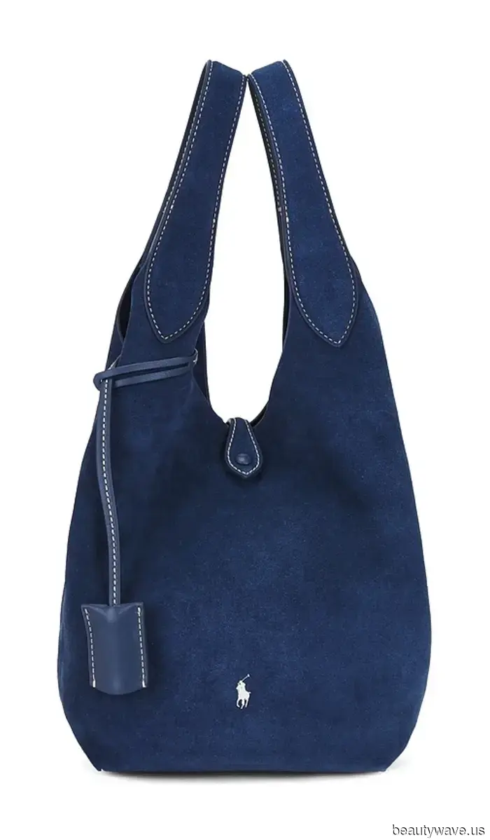 Meine Mutter hat noch nie bei Revolve eingekauft, ist aber interessiert&mdash;ich habe ihr diese Artikel zum Überlegen geschickt.