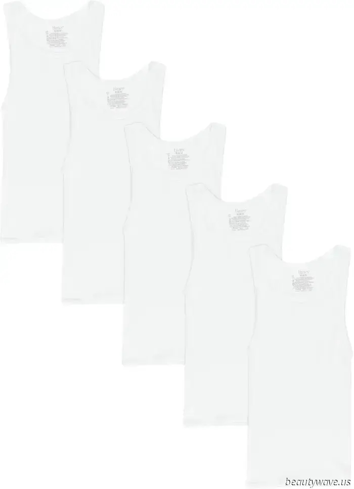 '90s Minimalism Defines My Summer Style—Here’s My Capsule Closet.