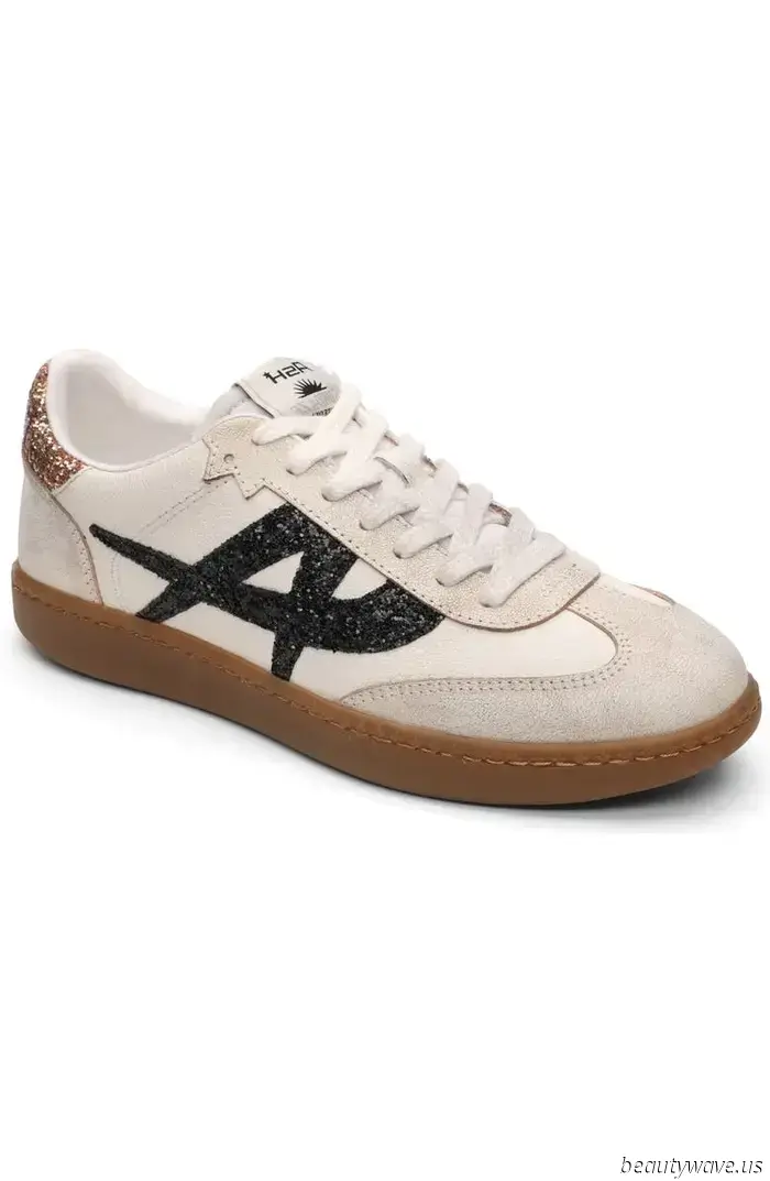 Le sneakers sono i veri protagonisti della vendita di anniversario Nordstrom—questi 29 modelli alla moda sono la prova