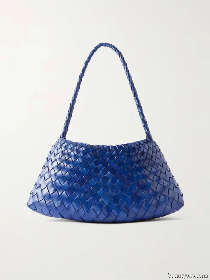 It's Time to Say Goodbye to Your Tote—These Elegant Holiday Bags Will Give You the Upgrade to Business Class.