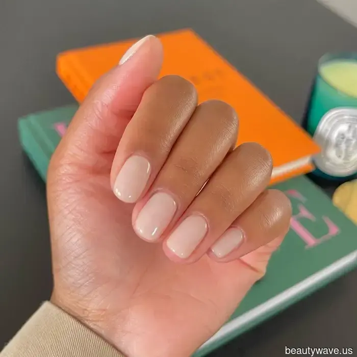 The Most Fashionable Individuals Are Donning These 11 Nail Colors Recommended by Experts This September