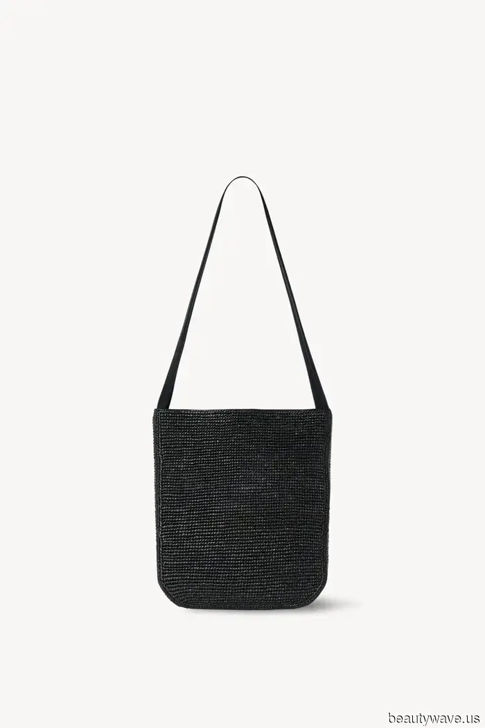 Il Lusso Silenzioso Non Sta Andando Da Nessuna Parte&mdash;9 Acquisti Minimalisti e Anti-Tendenza per la Primavera Che Valgono Ogni Singolo Centesimo