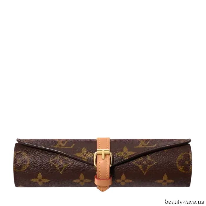 Louis Vuitton acaba de lanzar lápices labiales de $58&mdash;Mis pensamientos honestos después de probarlos durante 5 semanas