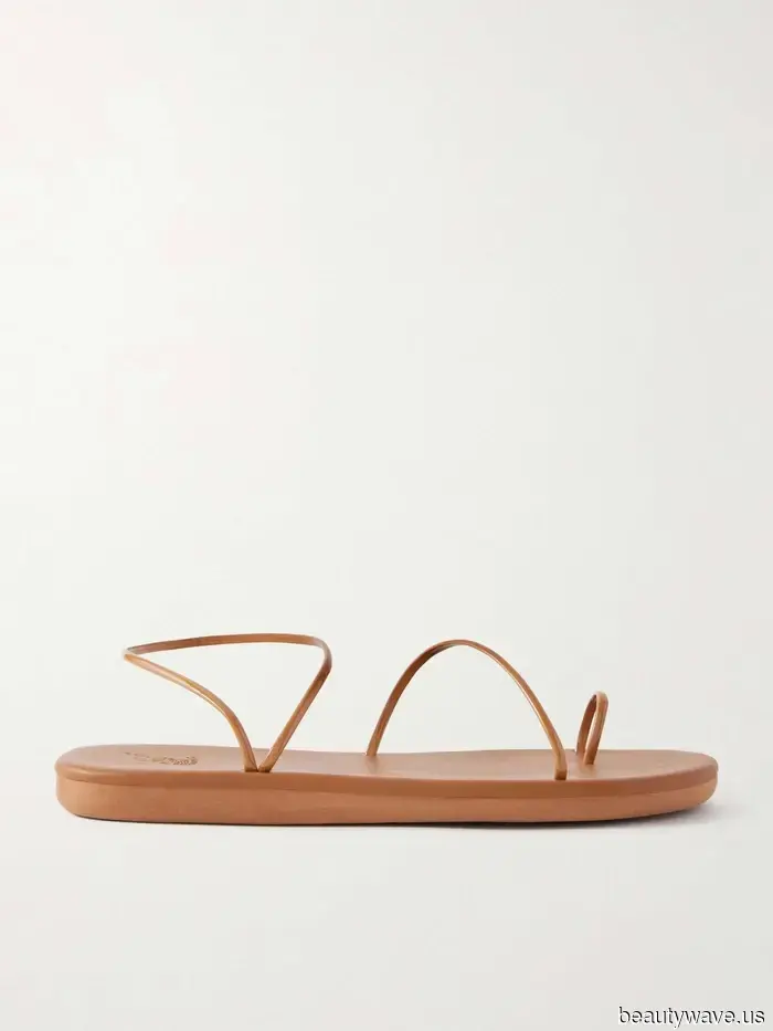 Stovepipe Jeans Are This Season's Trend—5 Sandals That Pair Well With Them