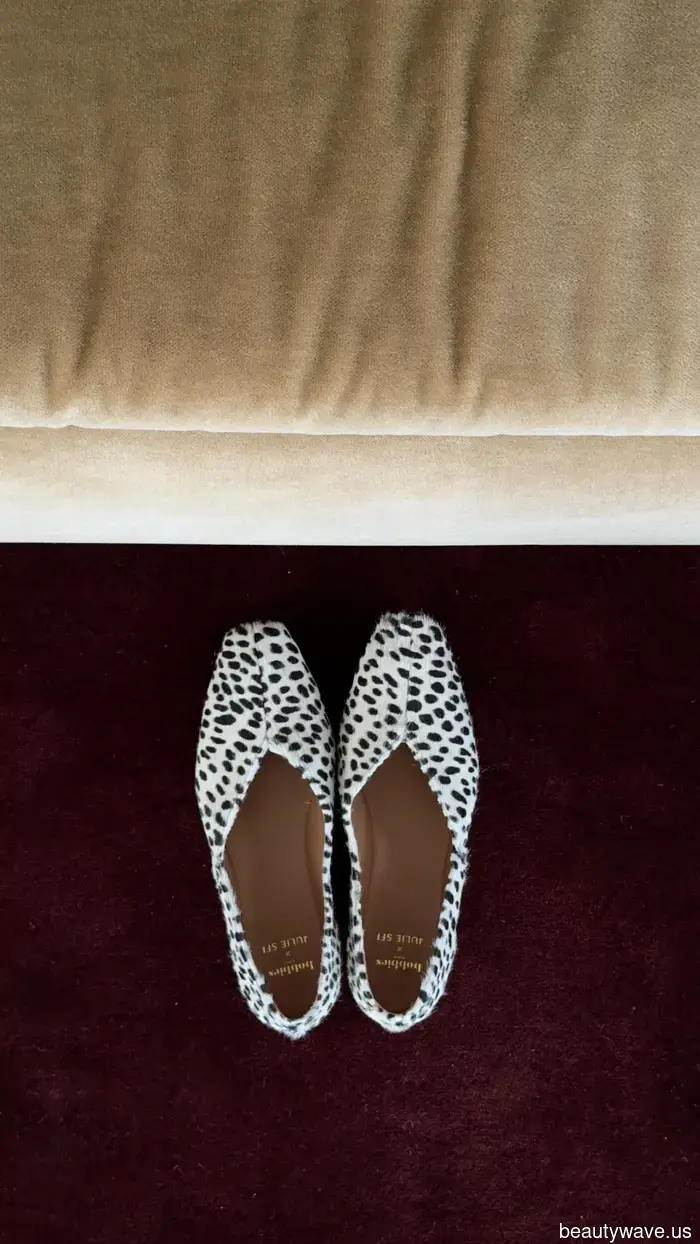 Everyone is aware that I have great taste in shoes—here are 7 summer trends that I wholeheartedly endorse.
