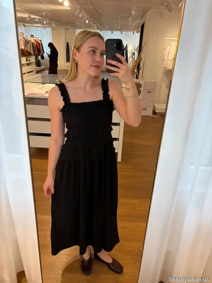 Uniqlo x Cecilie Bahnsen è pieno di pezzi estivi chic e romantici&mdash;7 stili destinati a esaurirsi