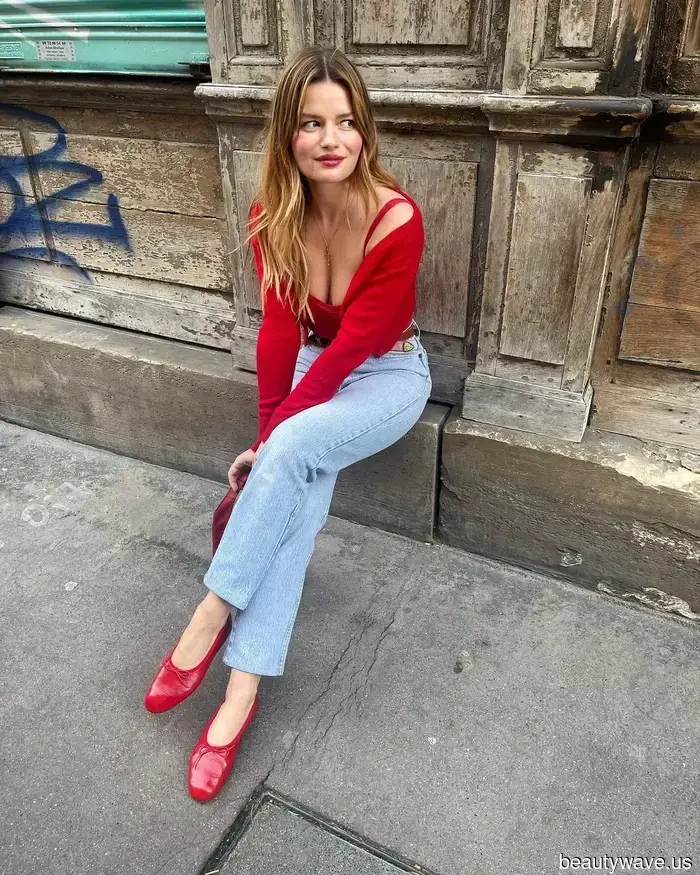 Ho studiato lo stile francese&mdash;questa è la combinazione senza tempo di jeans e scarpe basse che i parigini indossano di più.