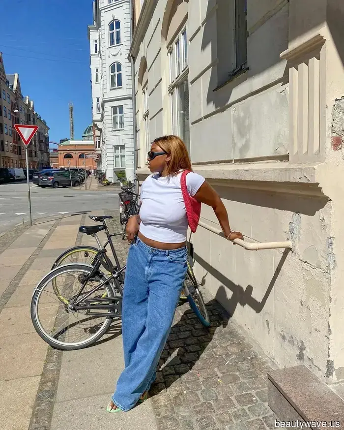 Lo Dico: Queste 5 Tendenze di Scarpe Definiranno Come Indosseremo i Jeans Questa Primavera