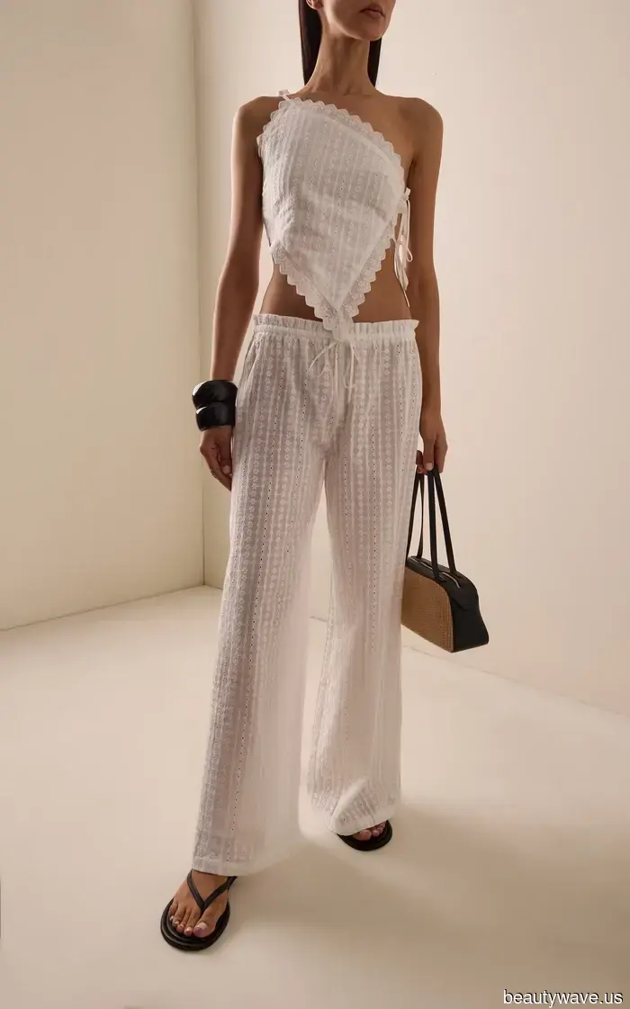 The Only Pants I'm Purchasing This Spring Have This One Particular Feature