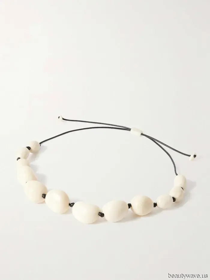 Anspruchsvolle Frauen in Paris, New York und London werden diese Luxusartikel die ganze Feiertagssaison über tragen.