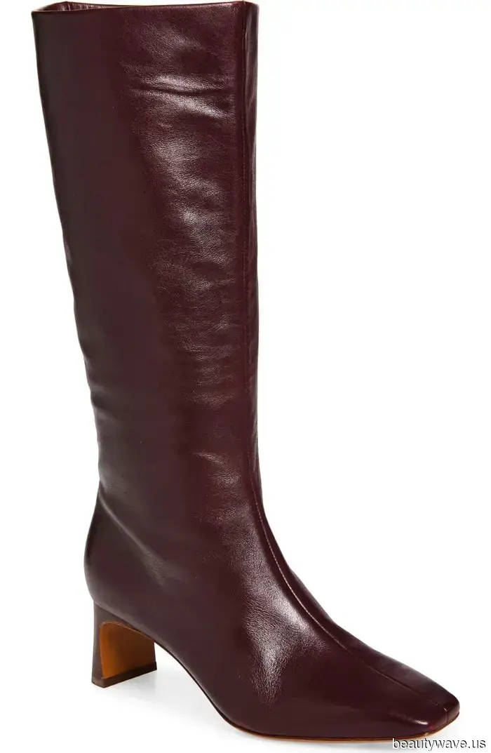 Move over, riding boots—I've recently been opting for this flat boot trend more frequently.