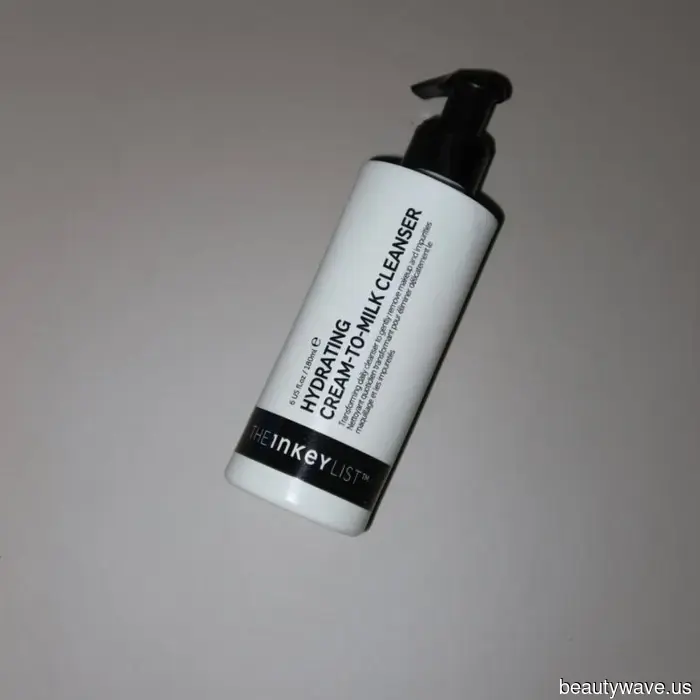 I Never Miss a Morning Cleanse—Here Are the Gentle Cleansers I Trust.