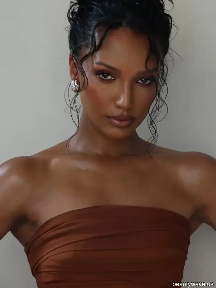 Fringes! Layers! '90s Updos! Six Autumn Hair Trends That Top Hairstylists Are Getting Ready For
