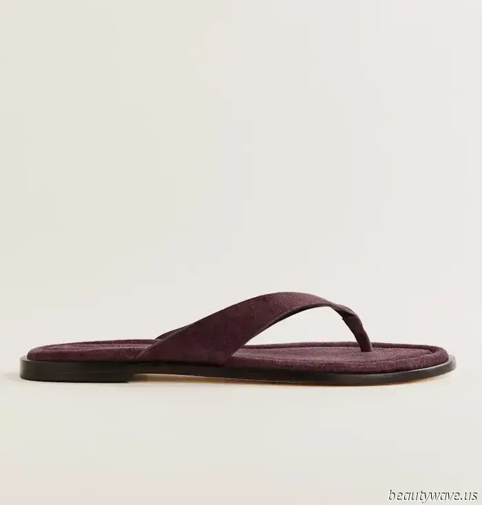 Sorry Birkenstock Bostons, but this is the fashionable sandal that stylish individuals are currently opting for.