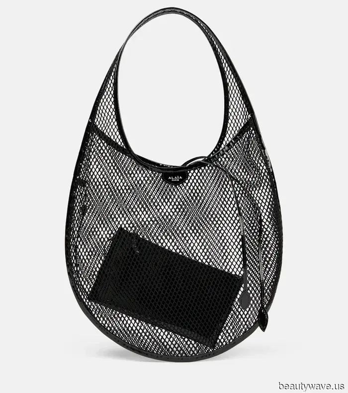 I've spent 15 years in the fashion industry—here's what I really wear on a daily basis.