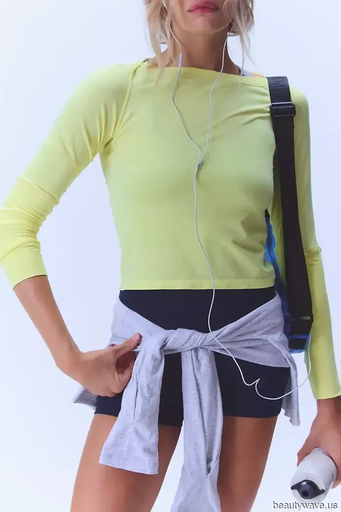 From Anorak jackets to plum-colored ensembles, here are the fall activewear pieces I'm excited to style.