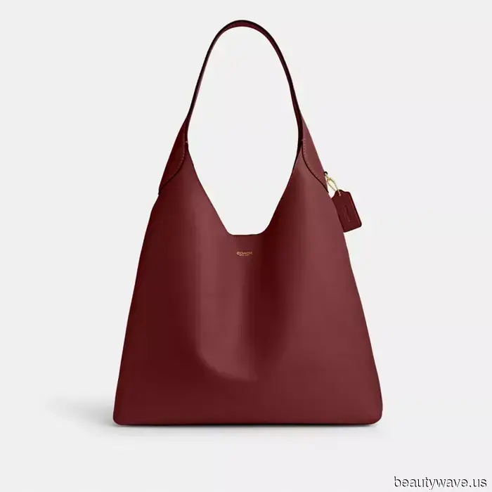 Not Black, Not Brown—7 Luxe Handbag Colors That Only Stylish Individuals Appreciate