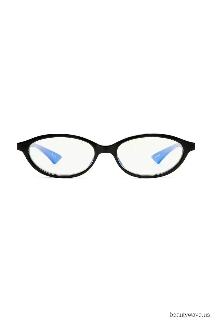 I reside in the Midwest and dread the yearly time change—these 14 beauty and wellness products help me cope.