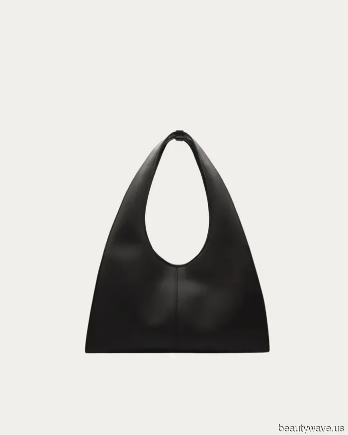 From New York City to London, fashionable individuals everywhere are seen with this sleek, low-profile bag.