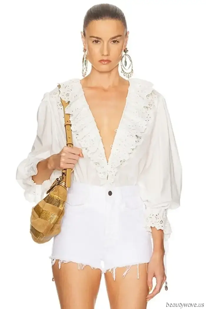 In Italy, It Girls are sporting this stylish shirt trend paired with denim shorts to avoid looking outdated.