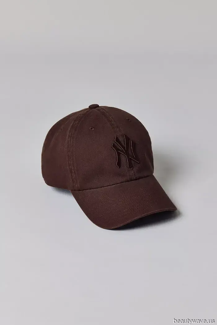 It-Girls an beiden Küsten tragen dieses Anti-Trend-Teil, wenn es das Ziel ist, cool auszusehen.