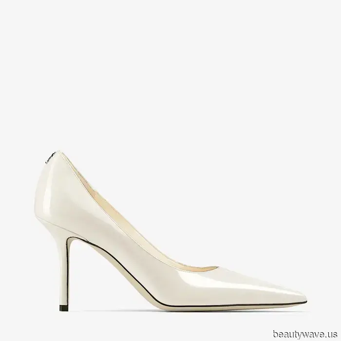 I believed this shoe trend was outdated, but these stylish spring outfits changed my mind.