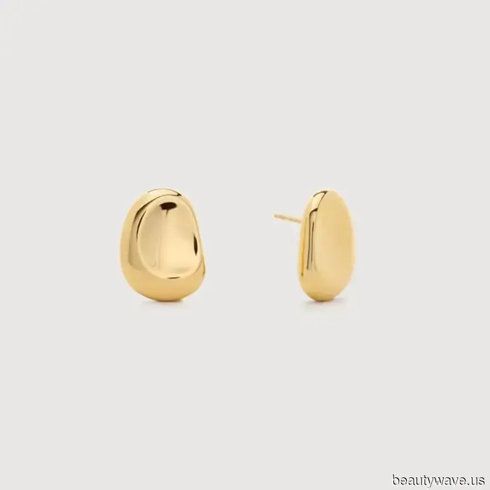 Resulta que este accesorio es la forma más fácil de mejorar tu atuendo básico de jeans y camiseta blanca.