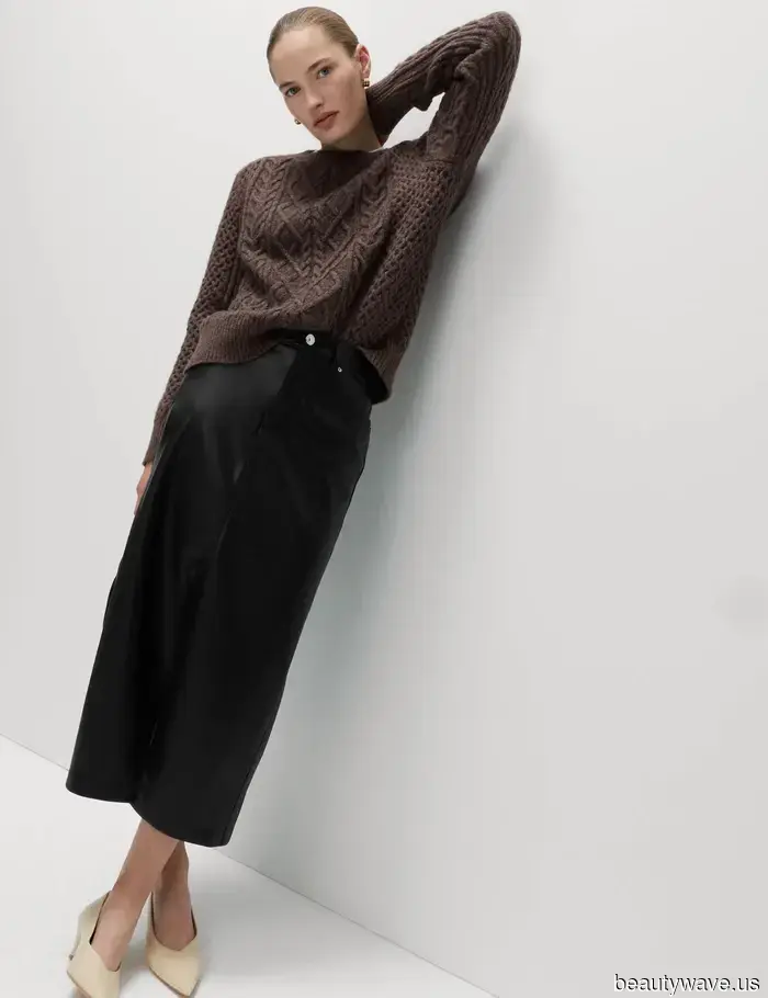 4 Trend-Resistant Outfits I Notice Whenever I'm in Europe