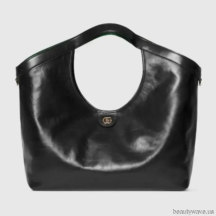 Ovunque guardo, donne parigine eleganti portano questa borsa alla moda che rivaleggia con gli stili dei designer.