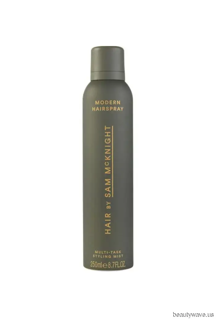 It's officially the season for bouncy blow-dries—here's how to achieve it at home.