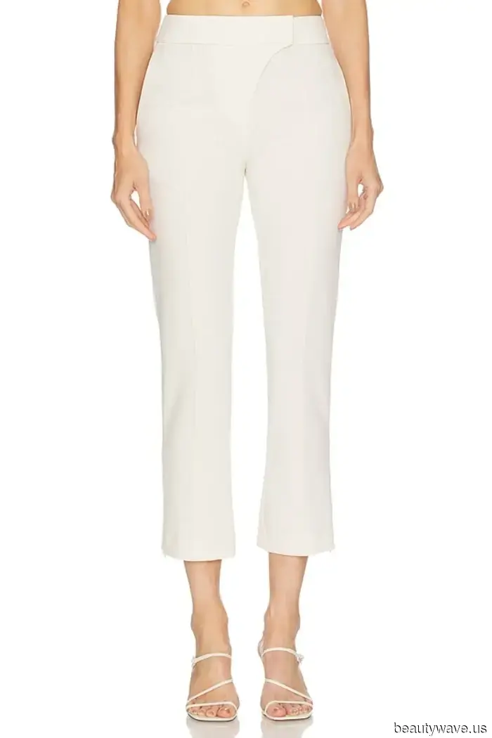 15 Stylish Yet Minimalist Outfits That The Most Fashionable Women Will Sport This Fall