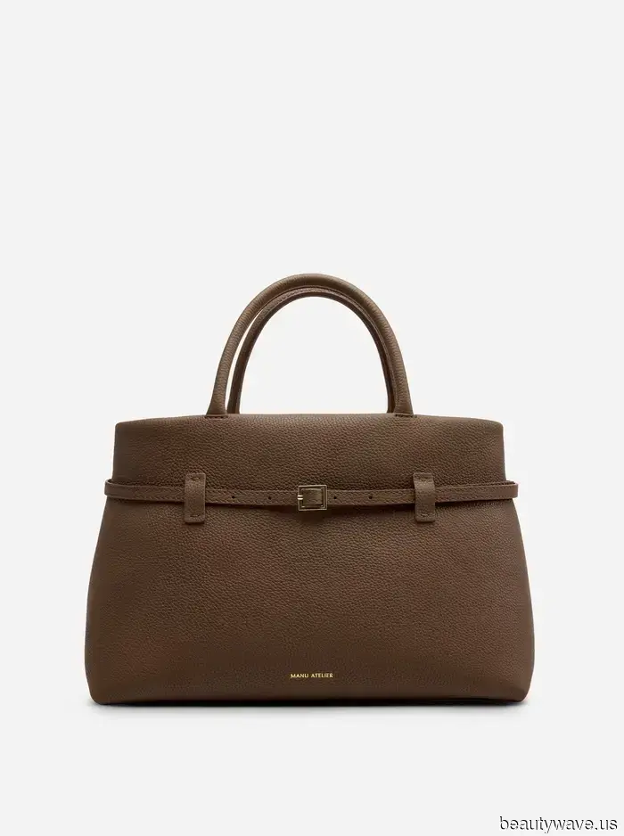 Ho testato dozzine di borse di design, ma questa elegante borsa a tracolla riceve sempre i miei complimenti più sinceri.