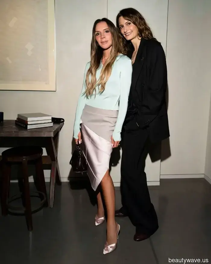 Victoria Beckham Recently Sported the Summer Color Pairing I've Noticed on Fashion Enthusiasts in Their 20s and 50s.