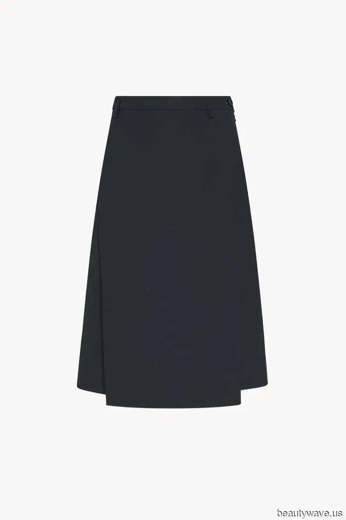 FYI: Esta es la forma más chic de llevar una falda en 2026