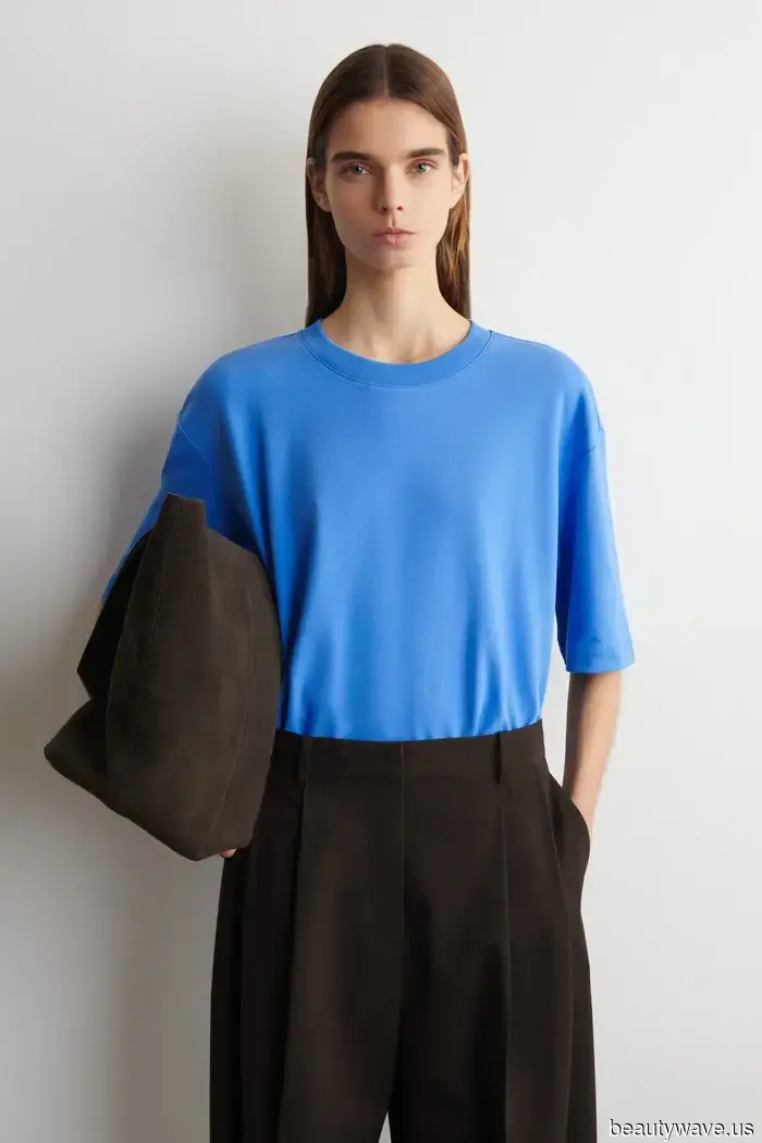 Farewell to the White Tee—Opt for This Surprising Top If You Aim to Dress Like a Fashionable Individual