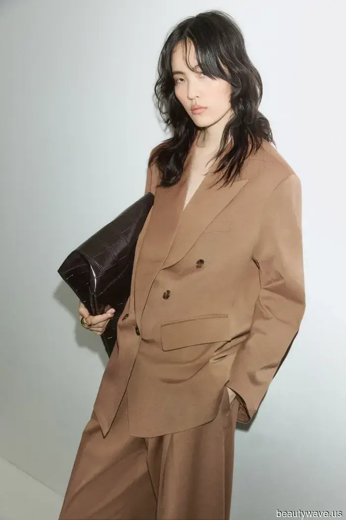 Apologies, Denim—Here are 5 Summer Blazer Trends to Watch for in 2026.