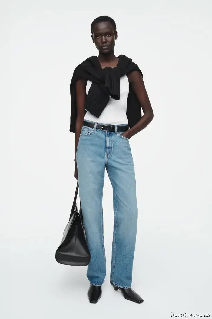 Avistado en París: Los zapatos de la chica de moda que hacen que jeans y una camisa se vean más elegantes