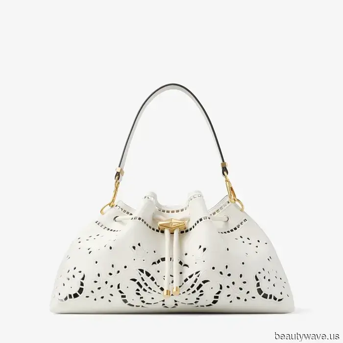 It's Time to Say Goodbye to Your Tote—These Elegant Holiday Bags Will Give You the Upgrade to Business Class.