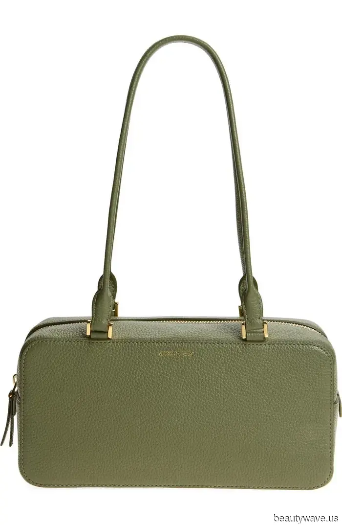 Hold on, Nordstrom has launched an unexpected early Black Friday sale—here are 31 stylish items that are likely to sell out quickly.