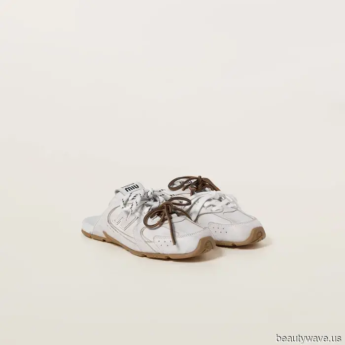 Plötzlich tragen Modeleute diesen umstrittenen neuen Trainer-Trend.