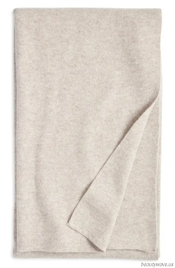 I'm the Associate Fashion Director at Nordstrom—Here are the 14 Essential Items to Purchase from the Anniversary Sale.
