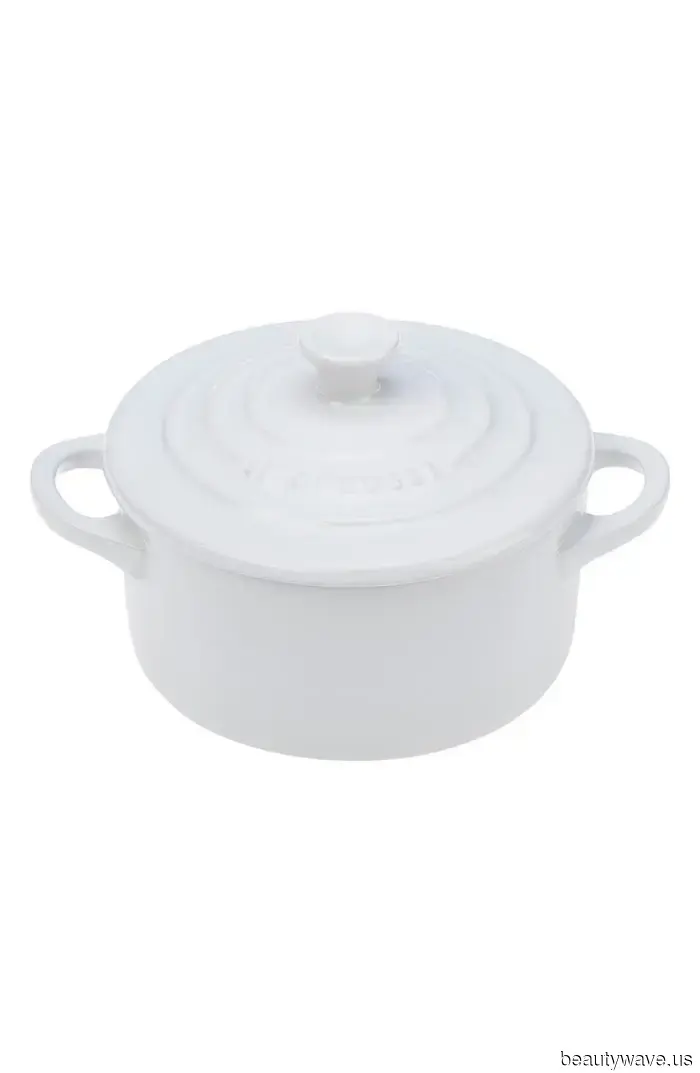 Cosa c'è nella lista dei desideri di una mamma di 33 anni e editor di moda per le vacanze di quest'anno