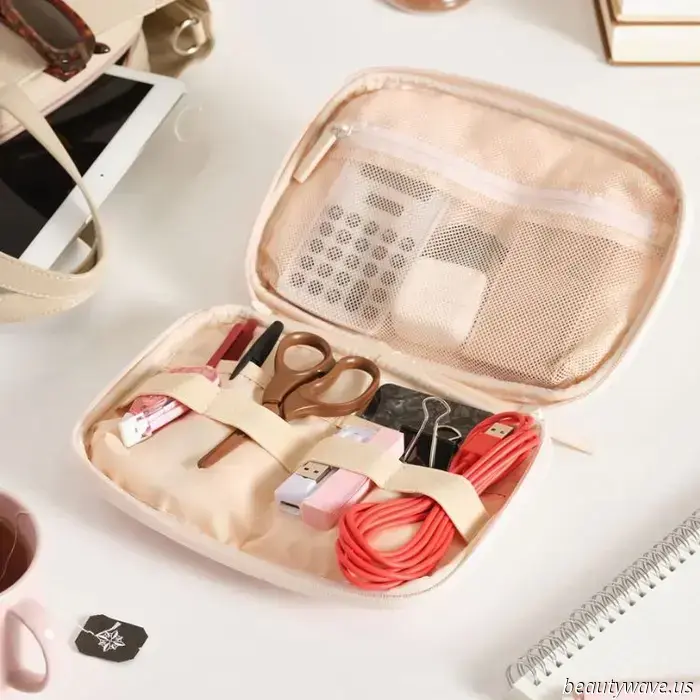 21 Essential Desk Items for Summer That Will Assist You in Leaving Work on Time
