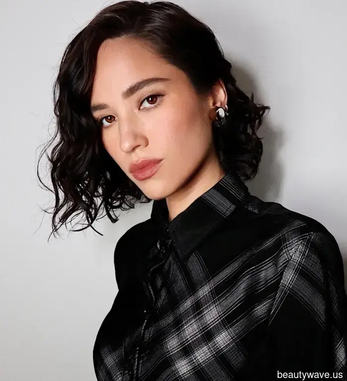 The results are here, and our hair appointments are made—uncover the 11 bob trends that will officially shape 2025.