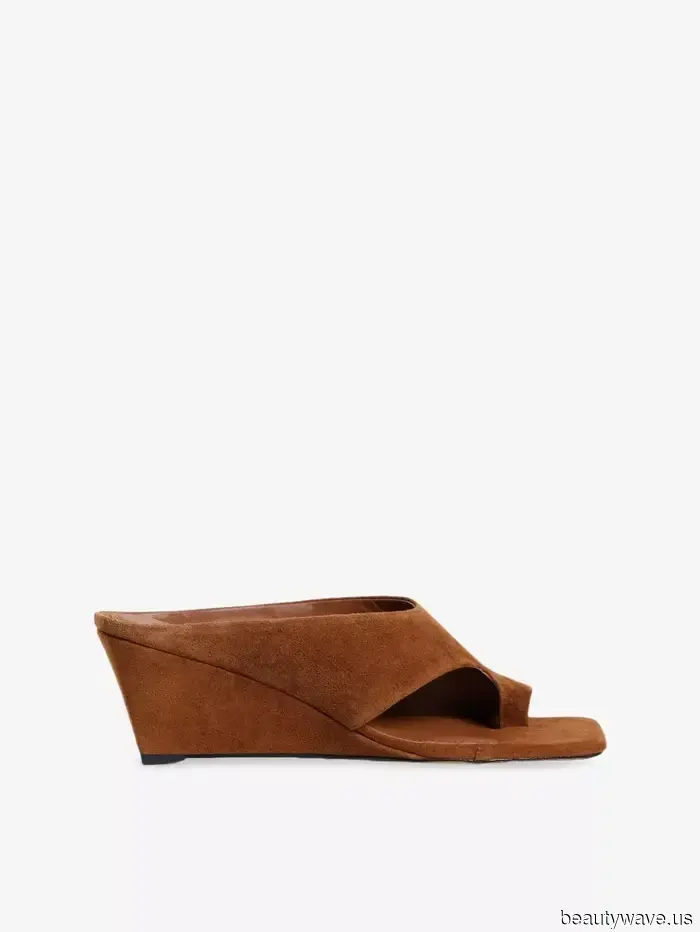 Don’t let flip-flops know, but they’re beginning to feel rather "repetitive"—I’m opting for these 6 summer styles instead…