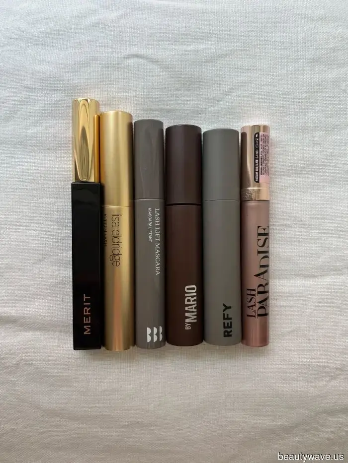 I specialize in "No Makeup" Makeup—These mascaras provide a natural appearance.