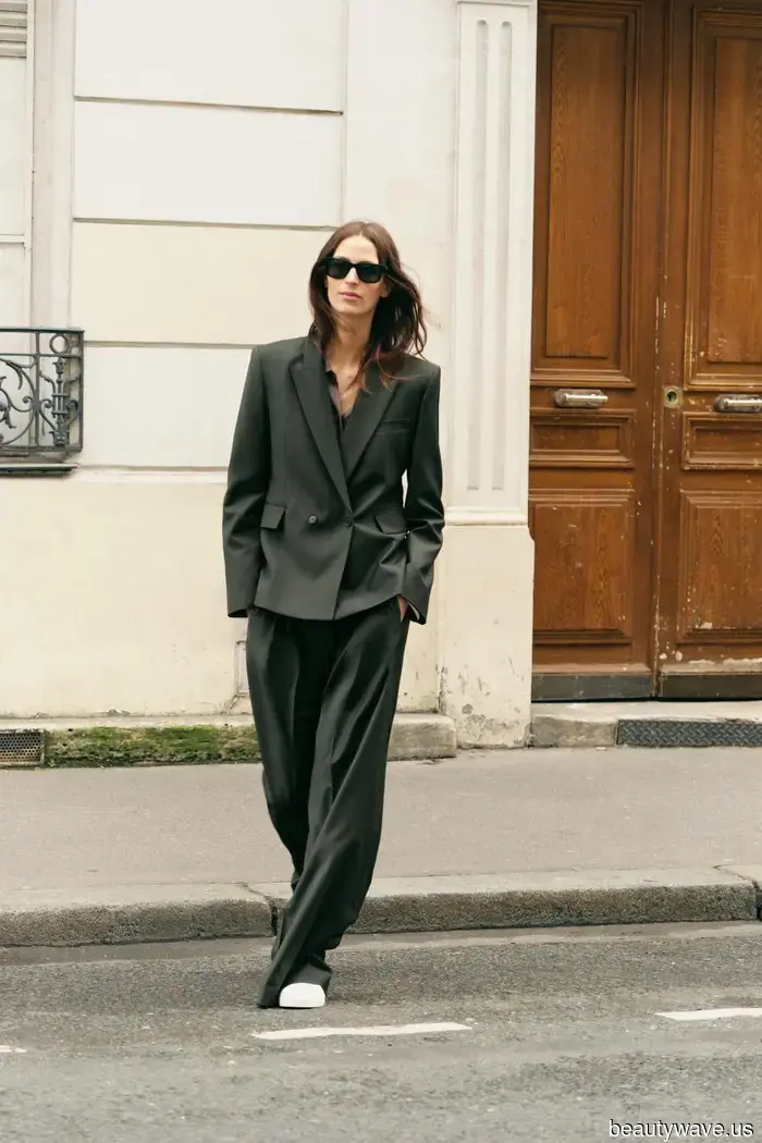 6 Stylish Blazer Looks That Trendy European Women Are Sporting
