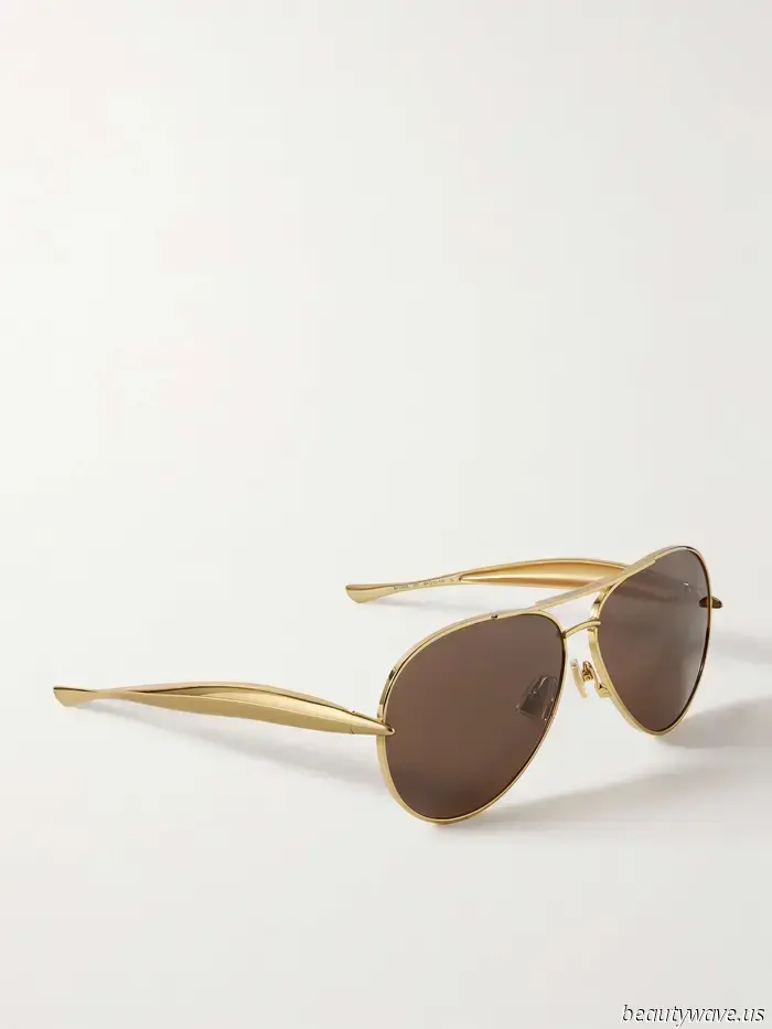 In case you missed it, it's a Sardine Girl Summer! Here are the most stylish pieces to help you embrace the trend.